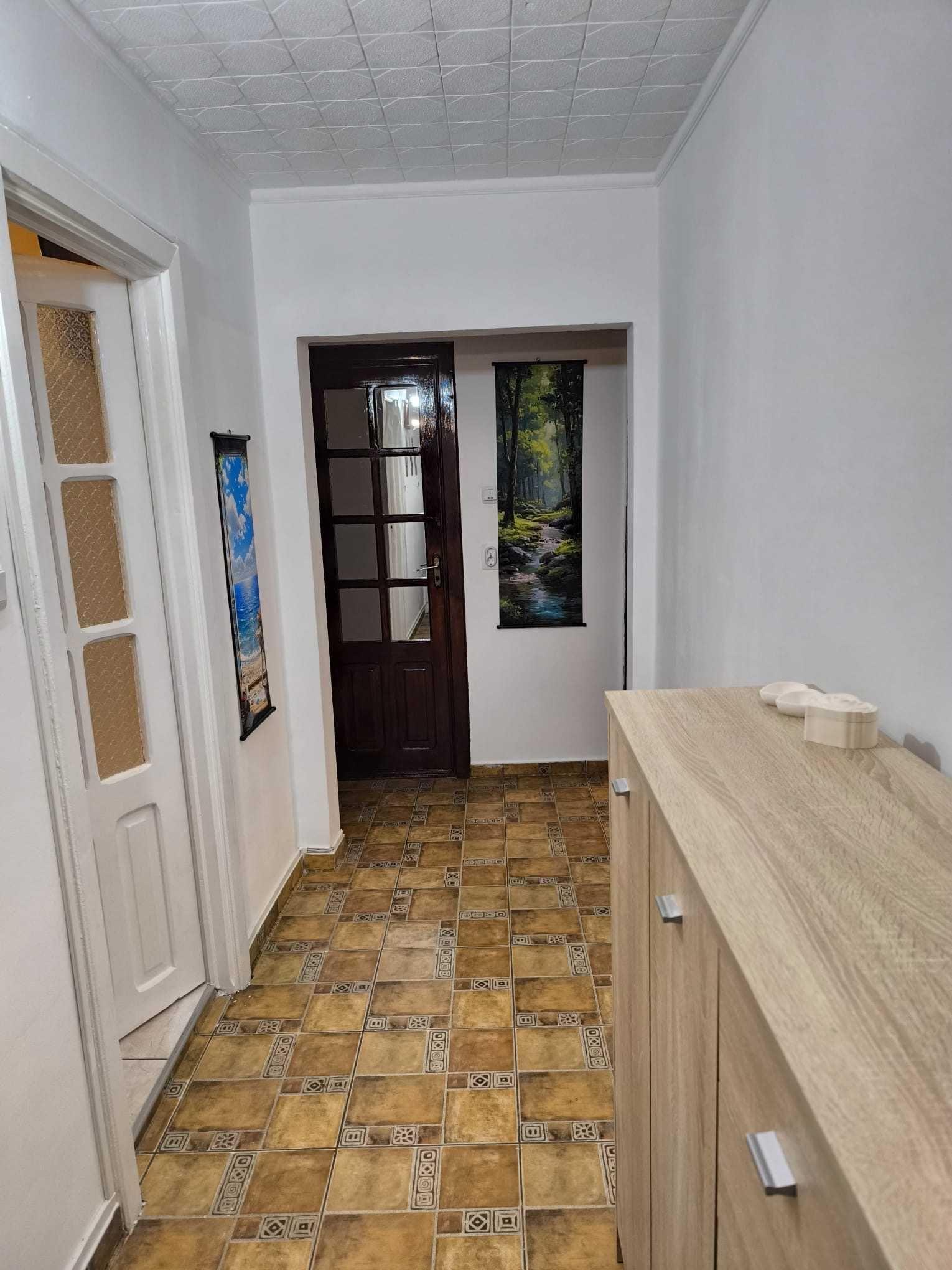 Apartament cu doua camere de vanzare