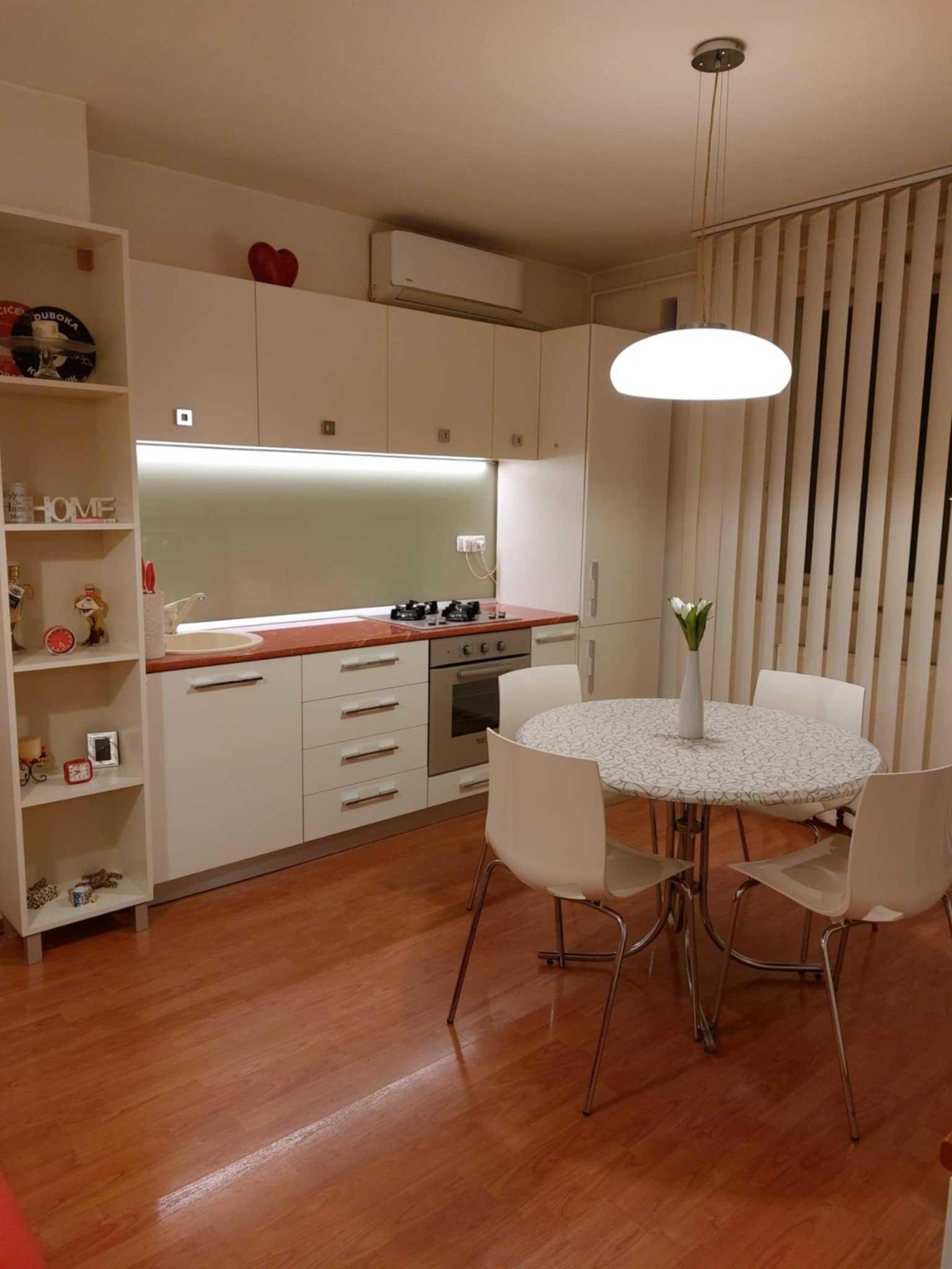 Apartament 68 mp utili - imagine 1