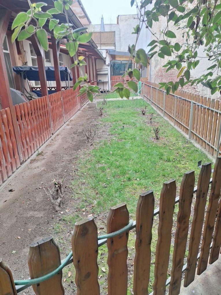 Vand apartament cu 2 camere