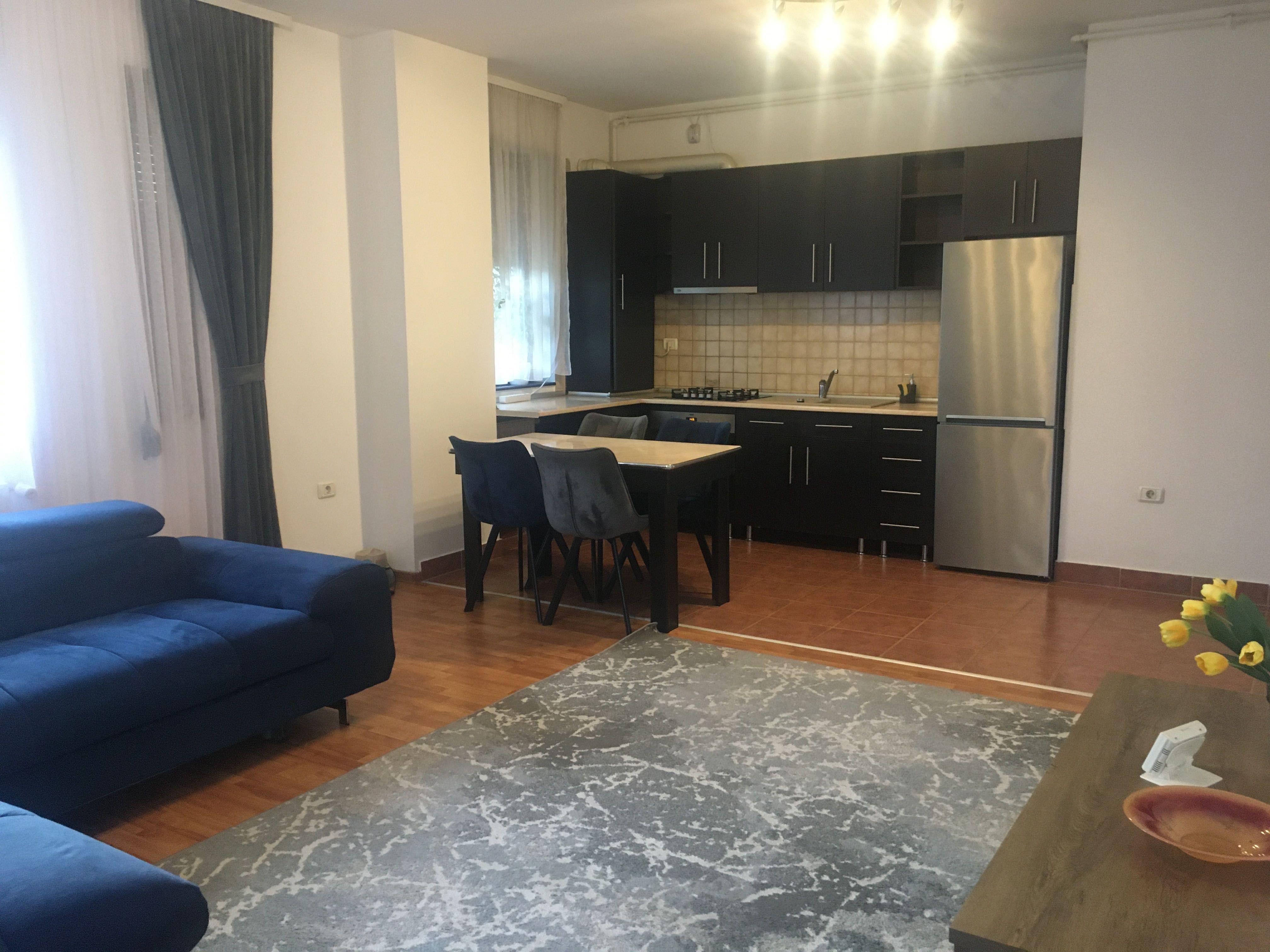 Inchiriez apartament 3 camere - imagine 1