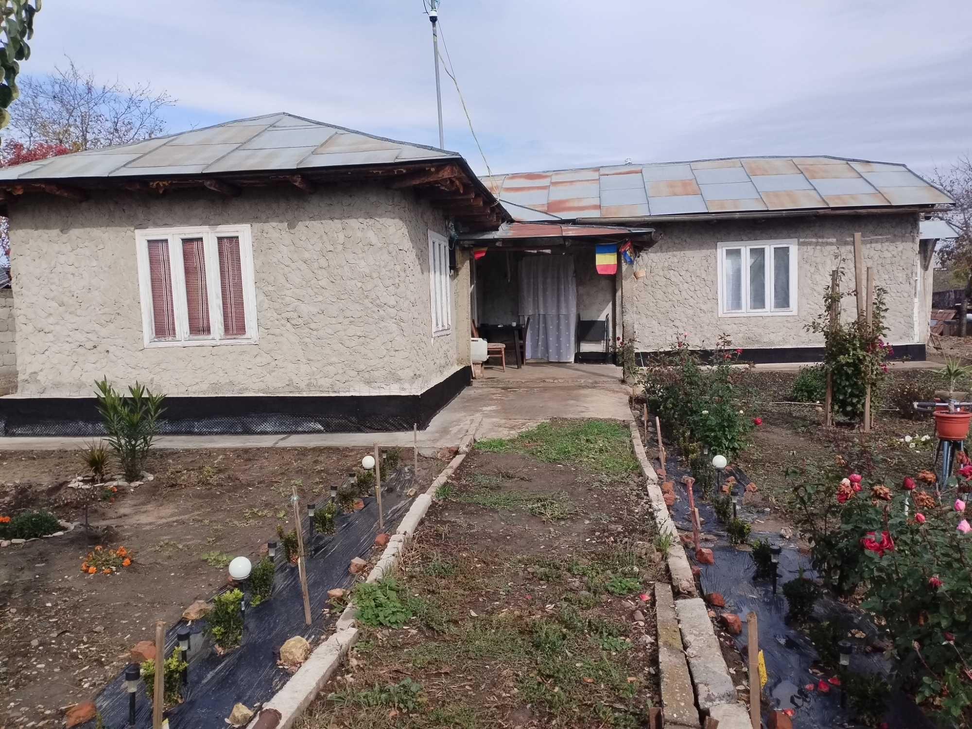 Vand casa Galati, Hanu Conachi - imagine 1