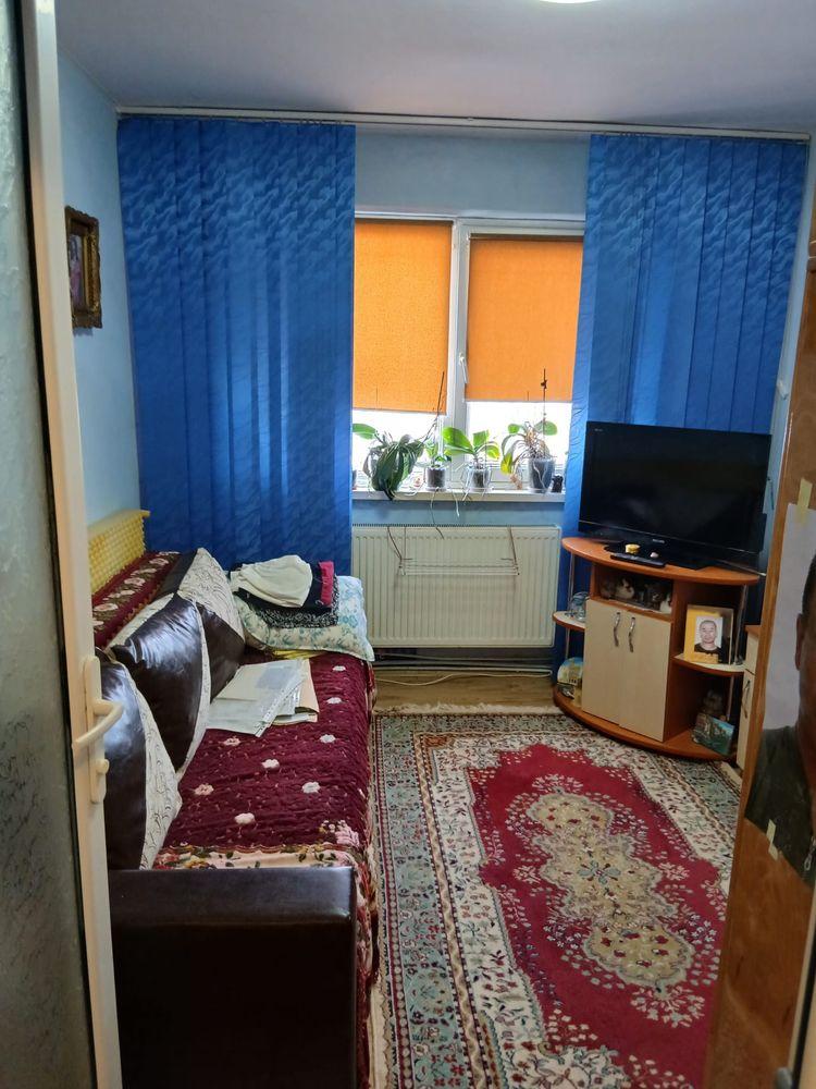 Vând apartament 2 camere - imagine 1