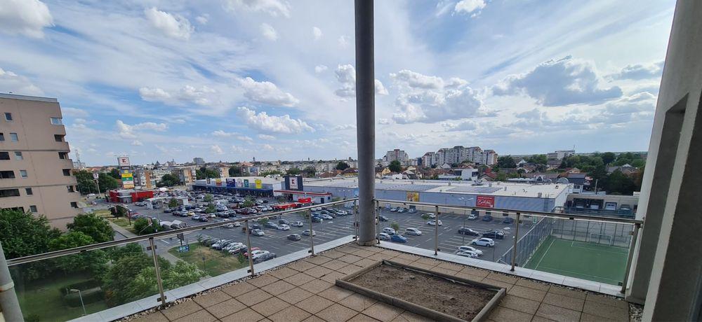 Vand Penthouse la Bermo Group Kaufland Arad - imagine 1