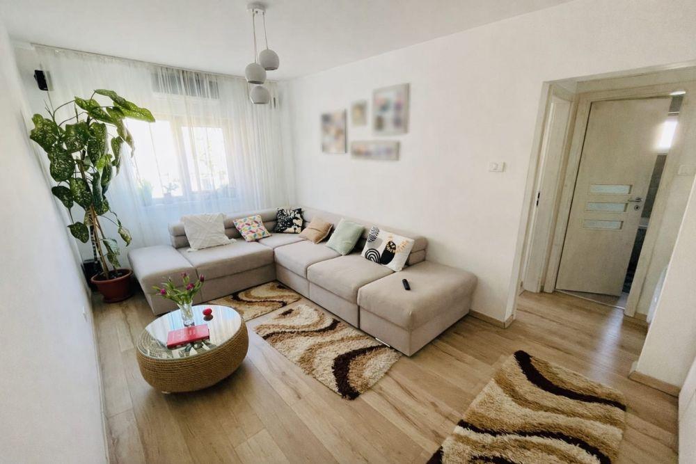 Apartament 3 camere Alfa 89 mp decomandat centrală parcare– PROPRIETAR