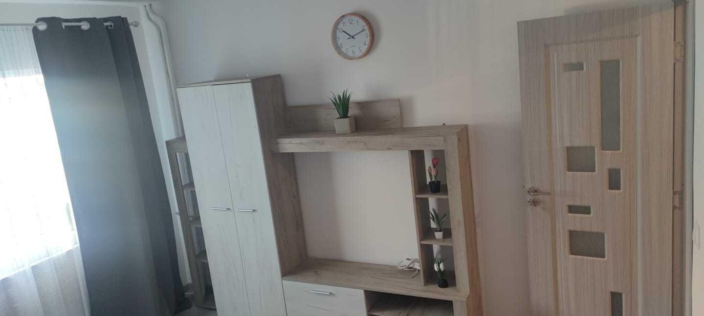 Vand garsoniera zona tic tac