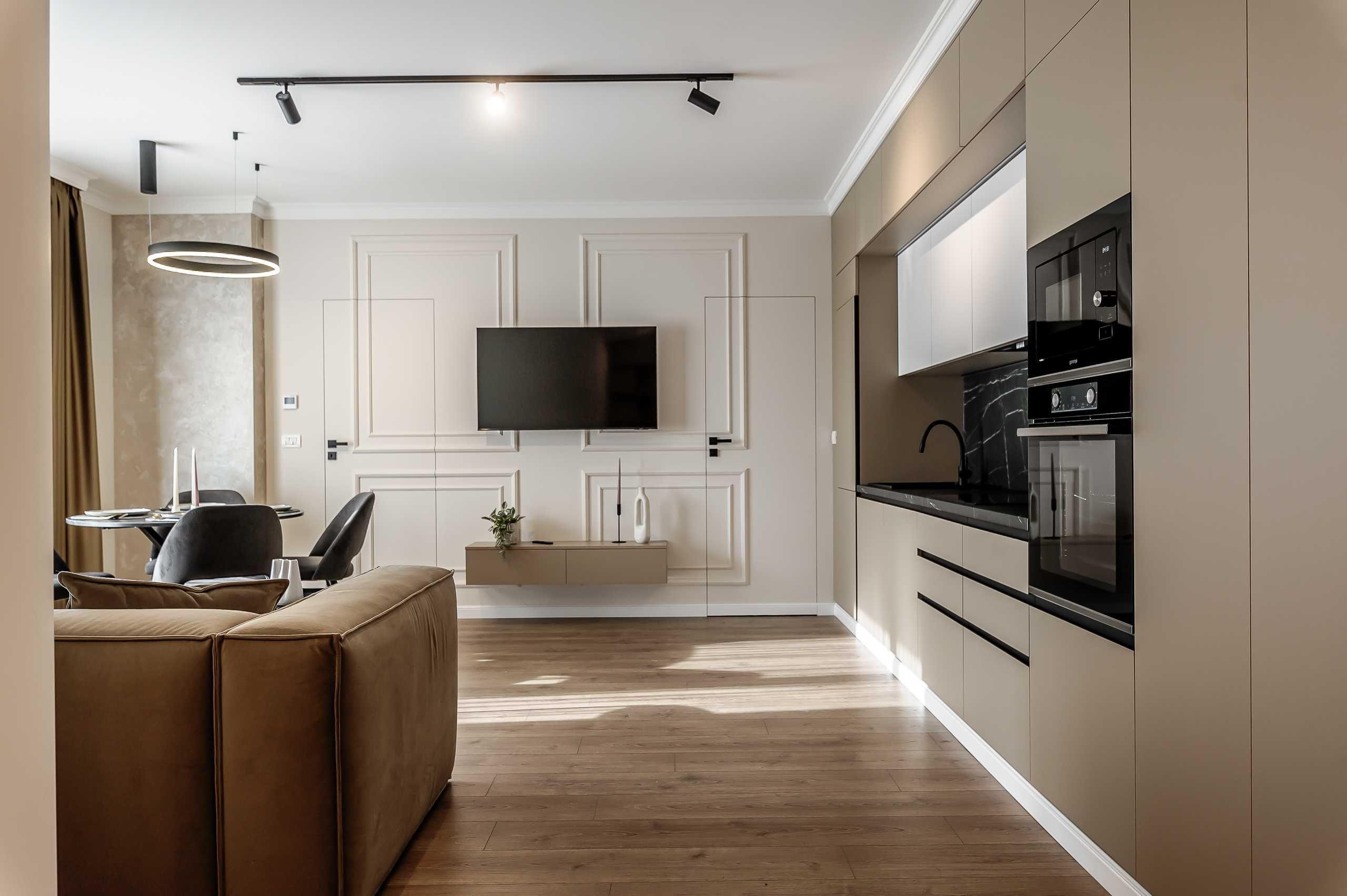 inchiriez apartament 3 camere