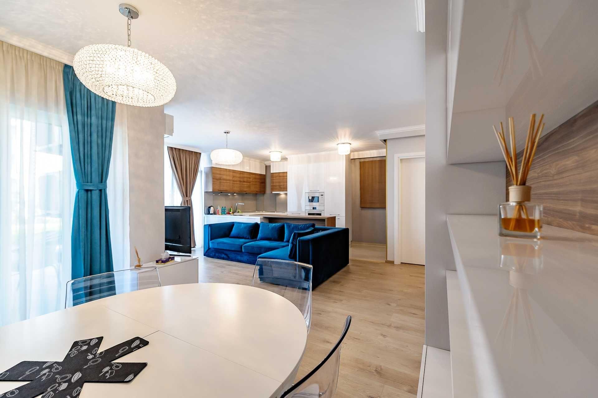 Inchiriez apartament 3 camere Arad Plaza