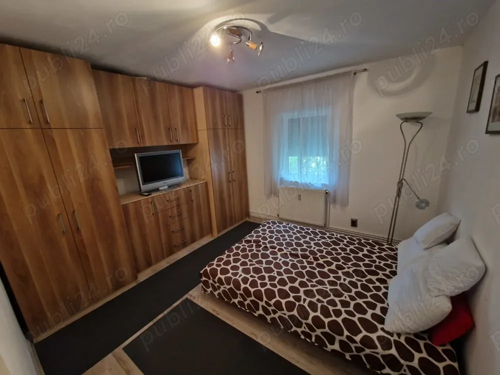 Închiriez apartament cu 1 camera in Arad lângă Confecti