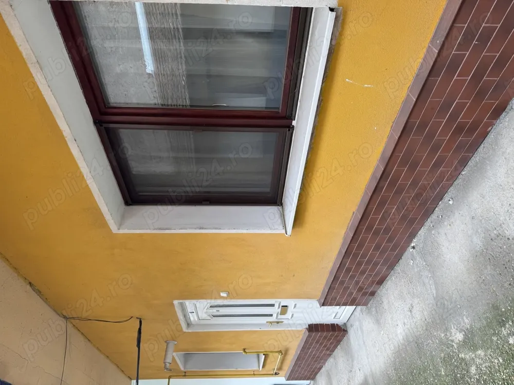 Închiriez apartament cu o camera