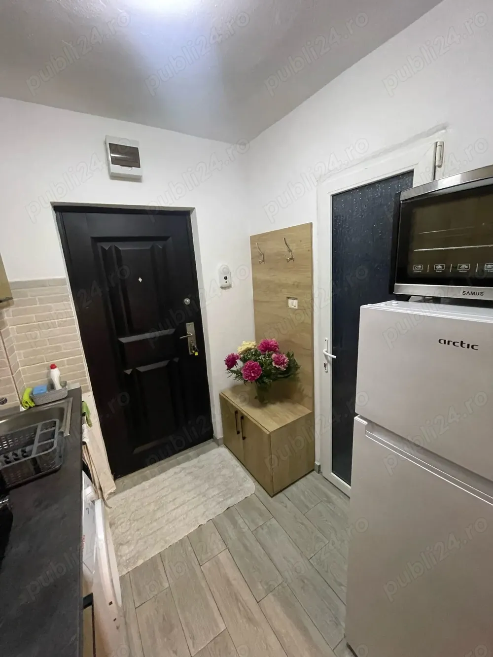 Garsonieră moderna renovata-zona UTA 200 euro