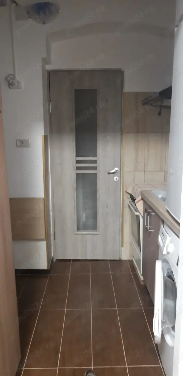 Vand apartament 1 cameră, la casă , Arad, CENTRAL !! - imagine 1
