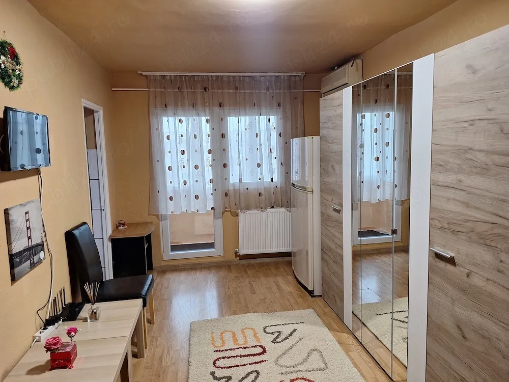 Garsoniera CF 1, 37 mp, cu Balcon, Amenajata si Mobilata in Confectii sunt PROPRIETAR, FARA COMISION