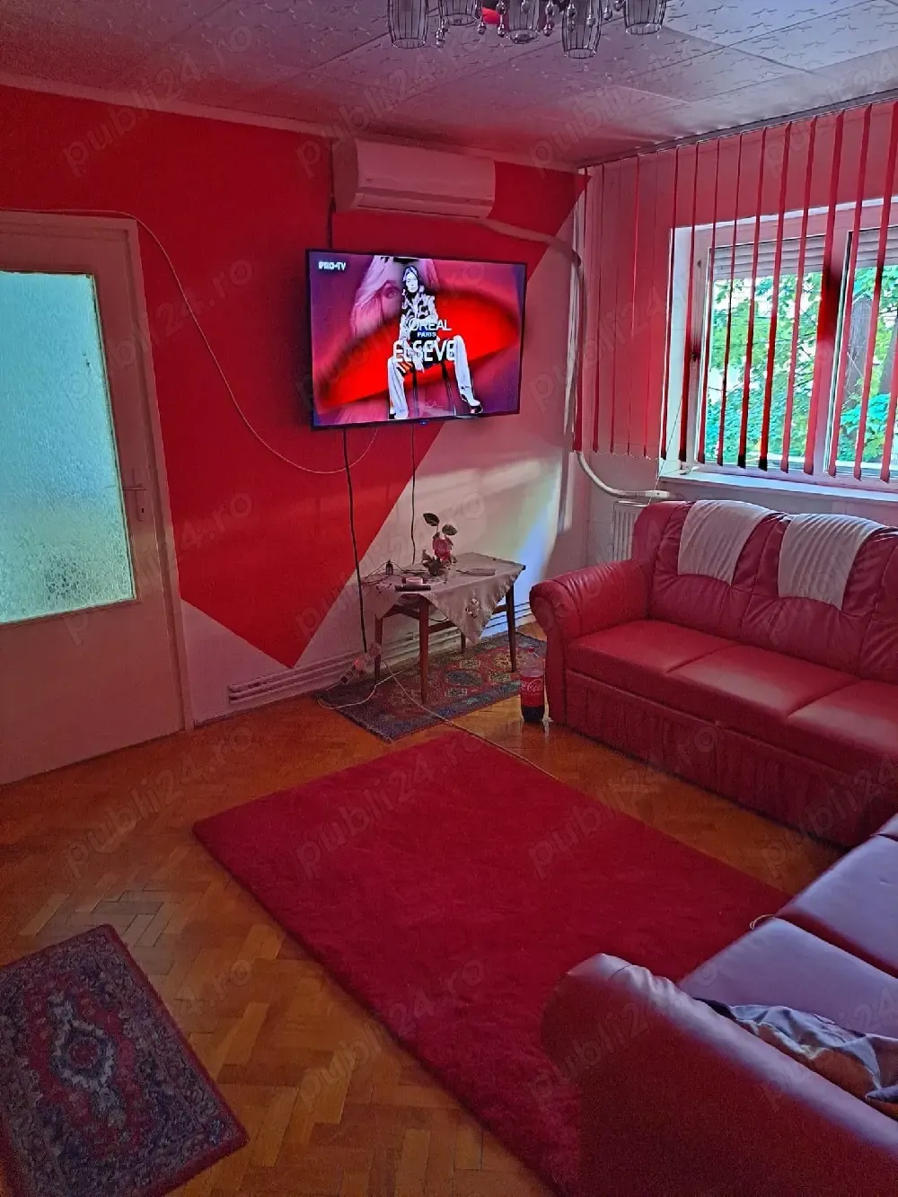 Vand apartament 2 camere - imagine 1