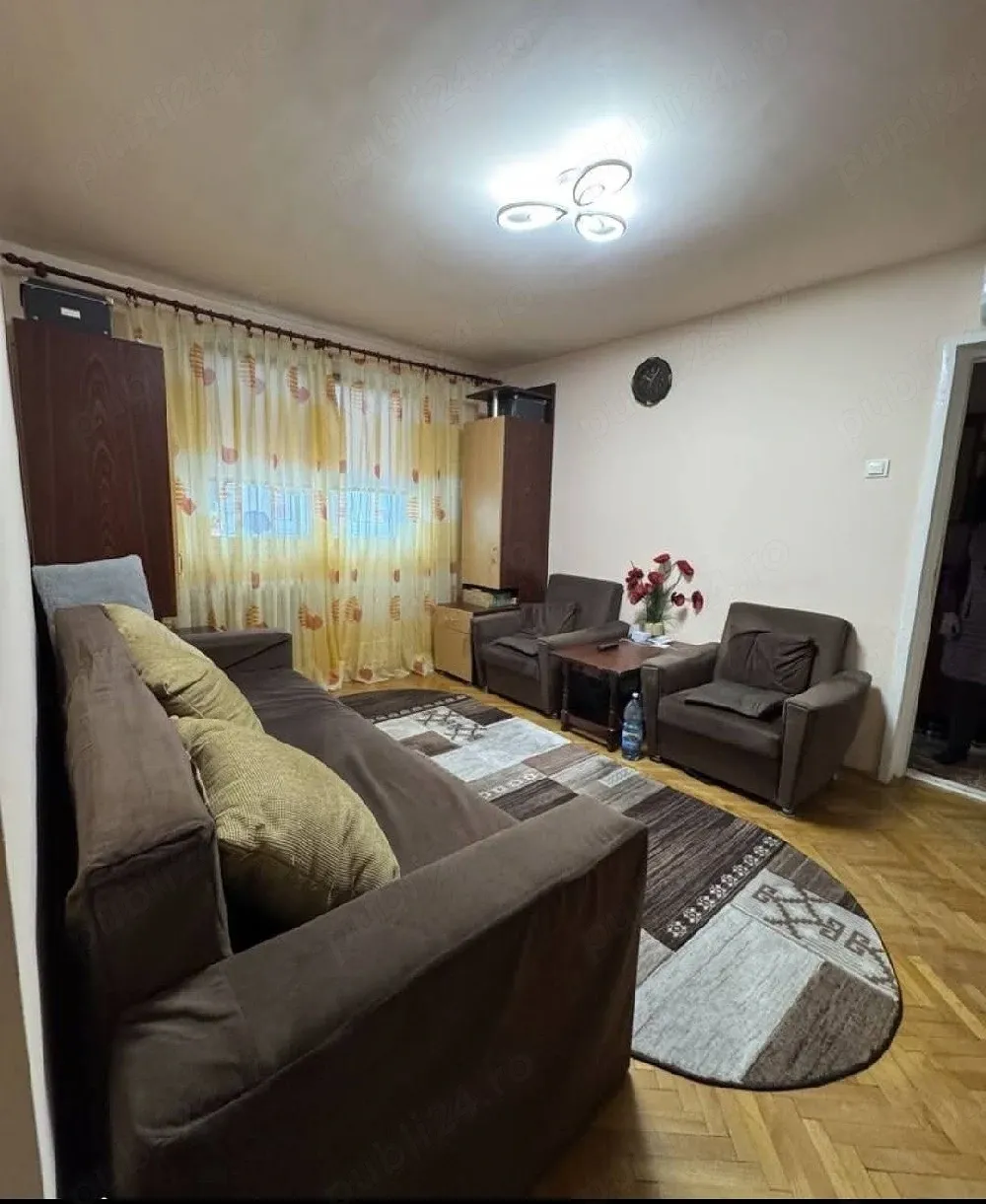 Vând apartament 2 camere.