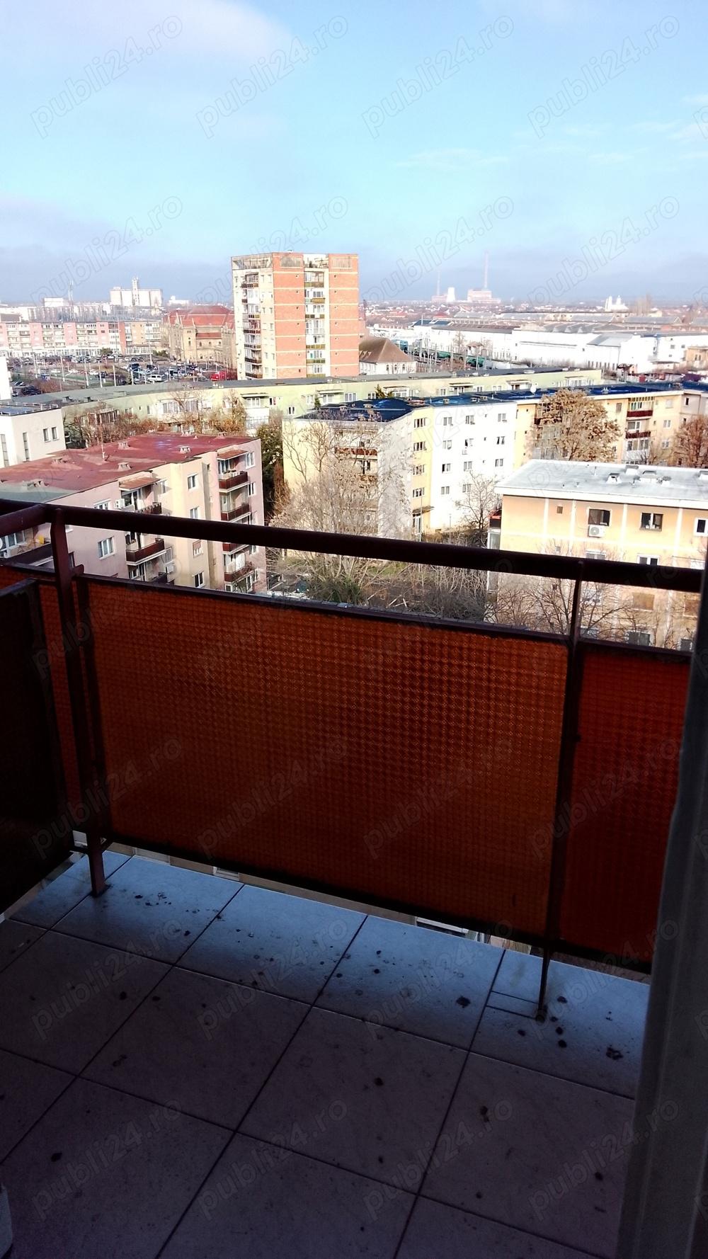 Vand apartament 3 camere central Arad