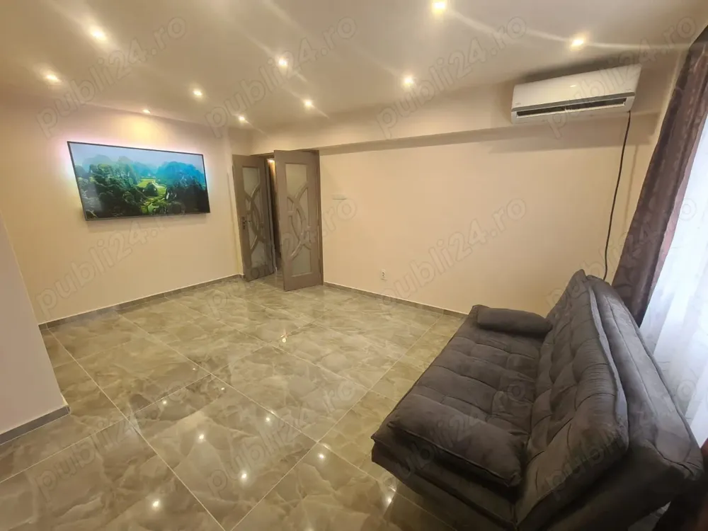 Proprietar ap 4 camere decomandat centrala,et 7 8 pe principala la Z27 - imagine 1