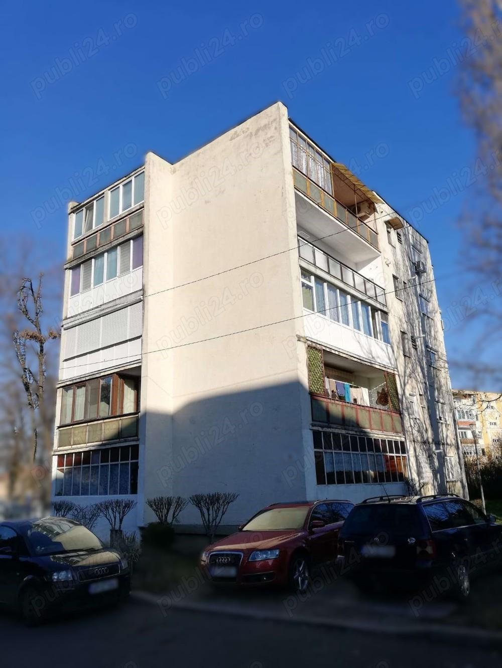Proprietar vând apartament 4 camere zona Miorița - imagine 1