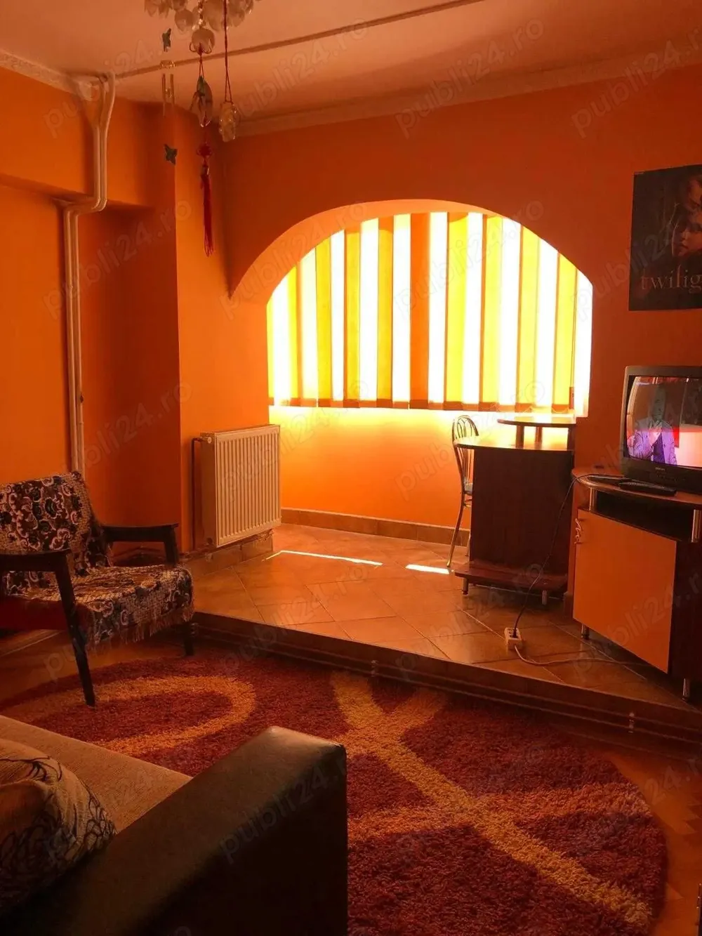 Vând apartament 4 camere Arad Vlaicu - imagine 1