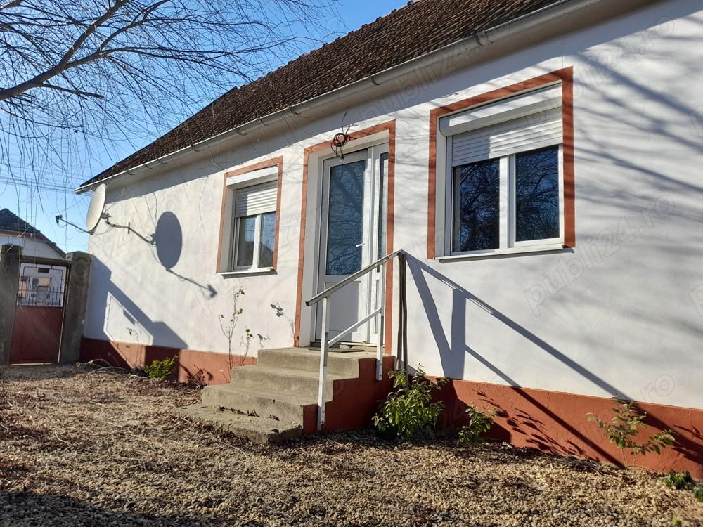 Casa de vanzare Arad   Ghioroc - imagine 1