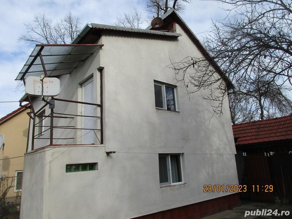 Vand casa de locuit cu etaj , 4 camere si dependinte Insula Mures, Arad