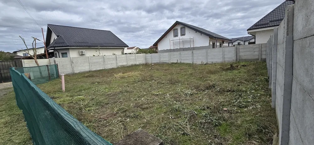 Teren construibil 300 mp   Str. Dunarii   utilitati la poarta - imagine 1