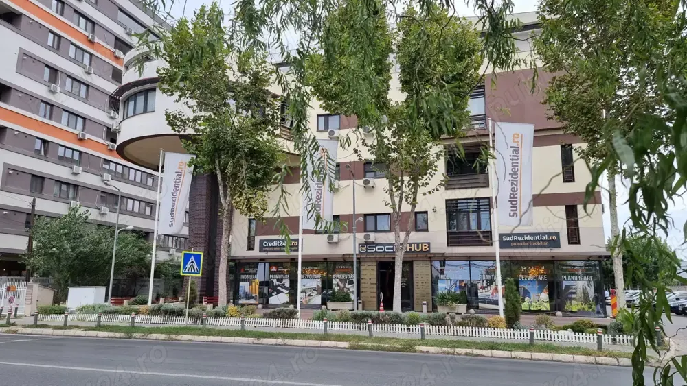 Apartament 3 camere, complet mobilat, decomandat, loc parcare inclus, etaj 2 din 4, imobil 2011. - imagine 1