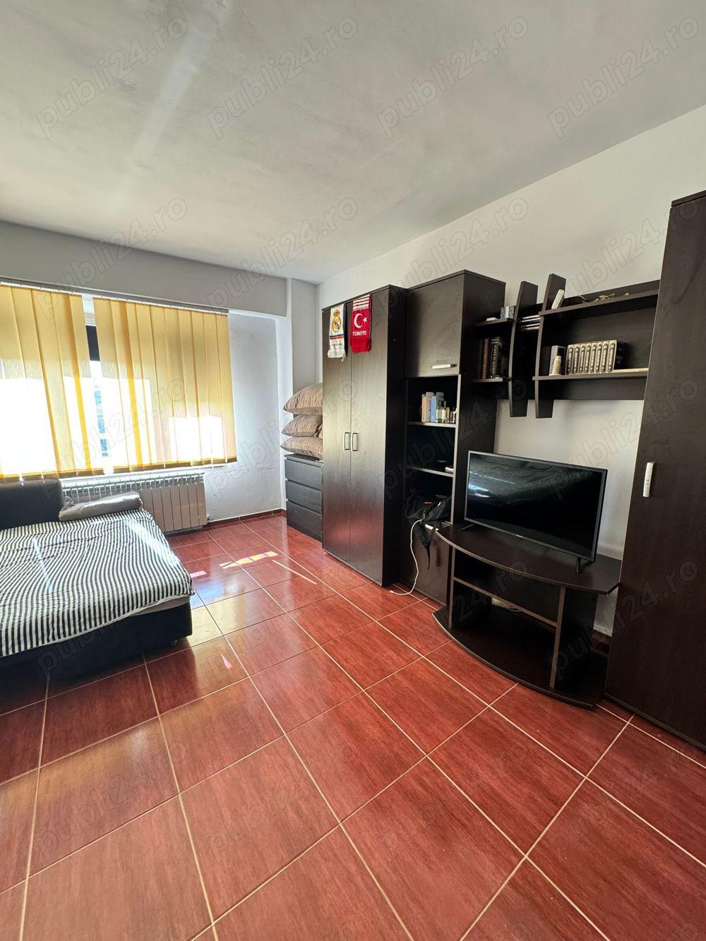 Garsoniera decomandata zona City Park   Tomis 3