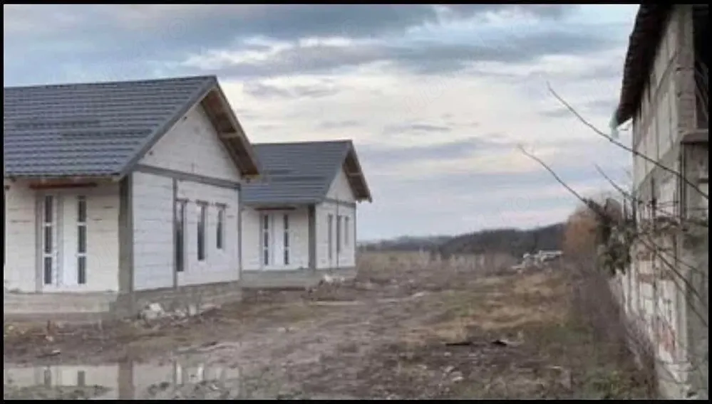 Teren de vânzare 300 mp   Craiova, Cernele | Ideal casă | Utilități aproape - imagine 1