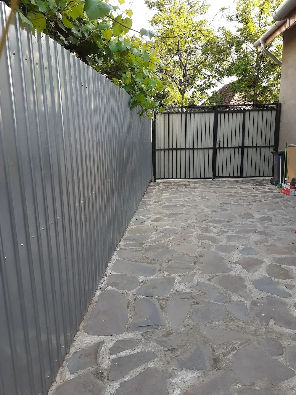 Inchiriez apartament cu 2 cam la casa Oradea zona Iosia central - imagine 1