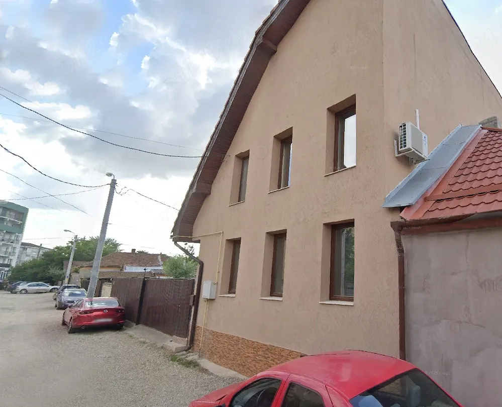 Inchiriez casa pentru firma, central Oradea - imagine 1