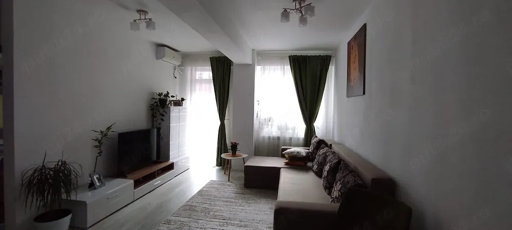 Vand apartament 2 camere