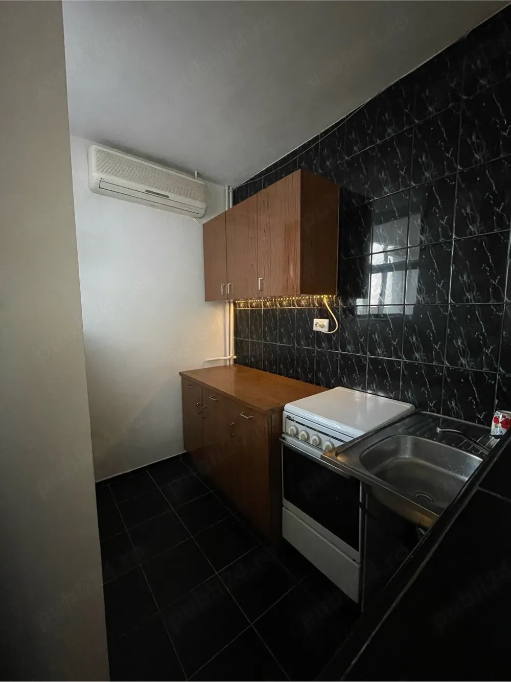 Se inchiriaza garsoniera