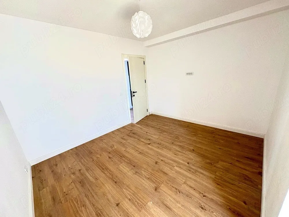 Apartament  3 camere + gradina