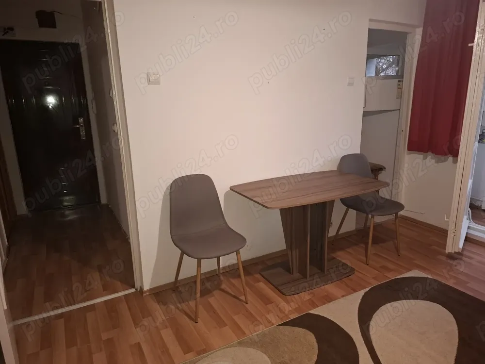 Închiriez garsoniera bulevardul Bucuresti - imagine 1