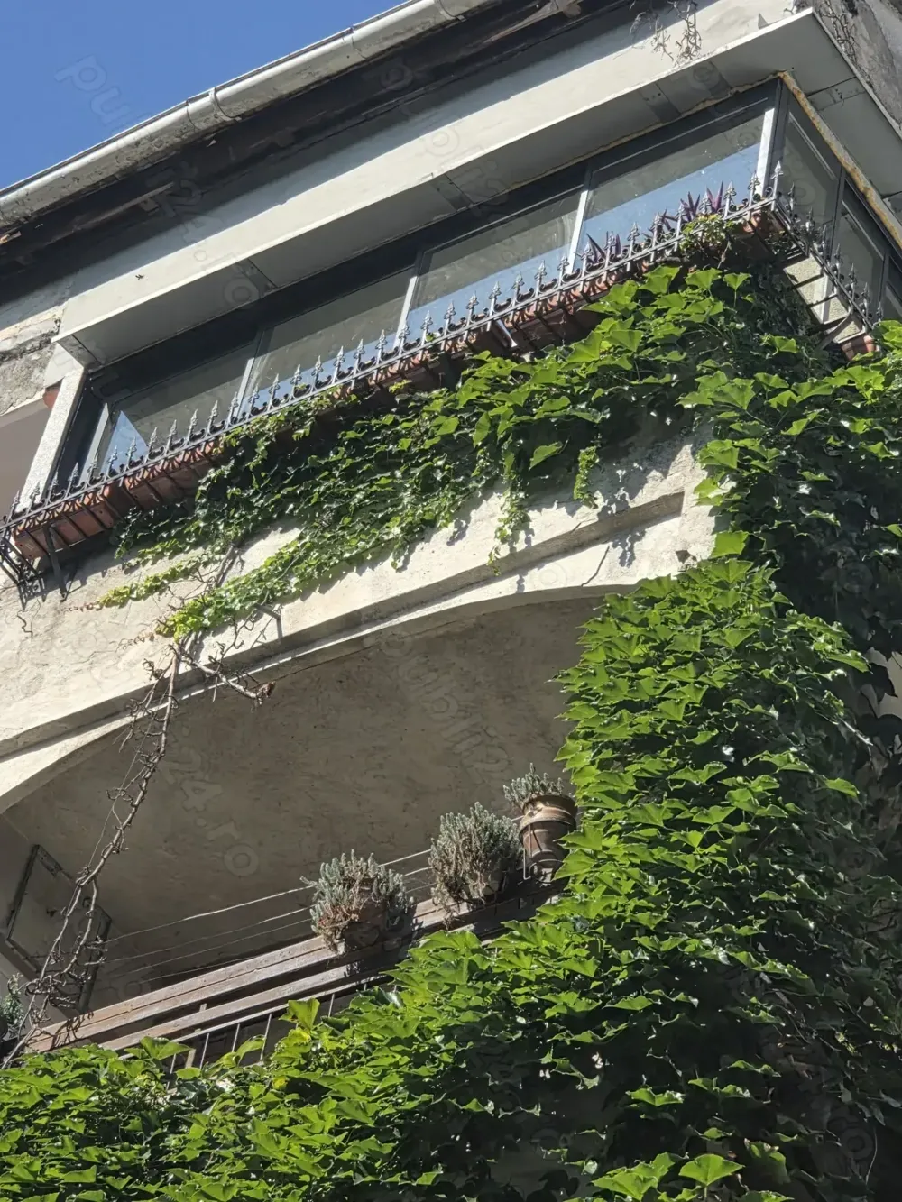 Apt. 3 camere  Episcopiei Hanul Haiducilor Ramnicu Valcea - imagine 1