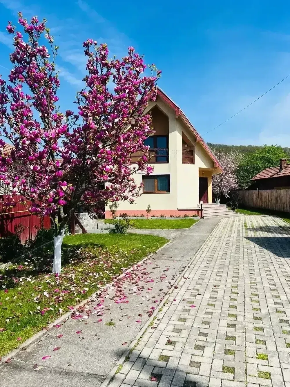 Casa in Ramnicu Valcea - imagine 1