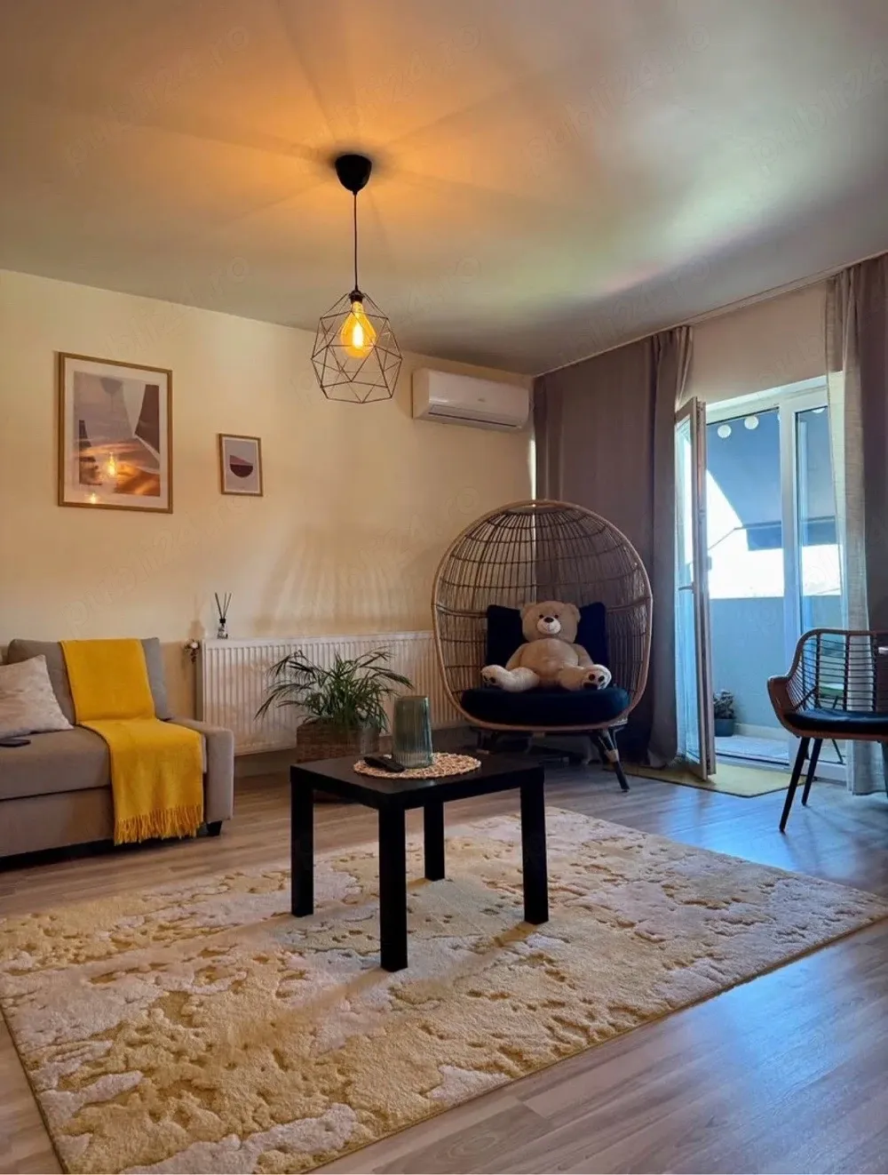 Apartament 3 camere, bloc nou, zonă Capitol   (direct de la proprietar) - imagine 1