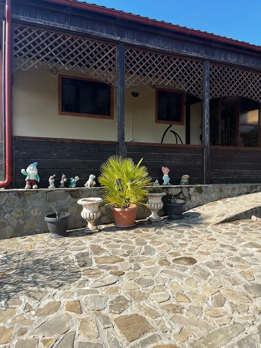 Casa de vanzare, direct de la proprietar - imagine 1