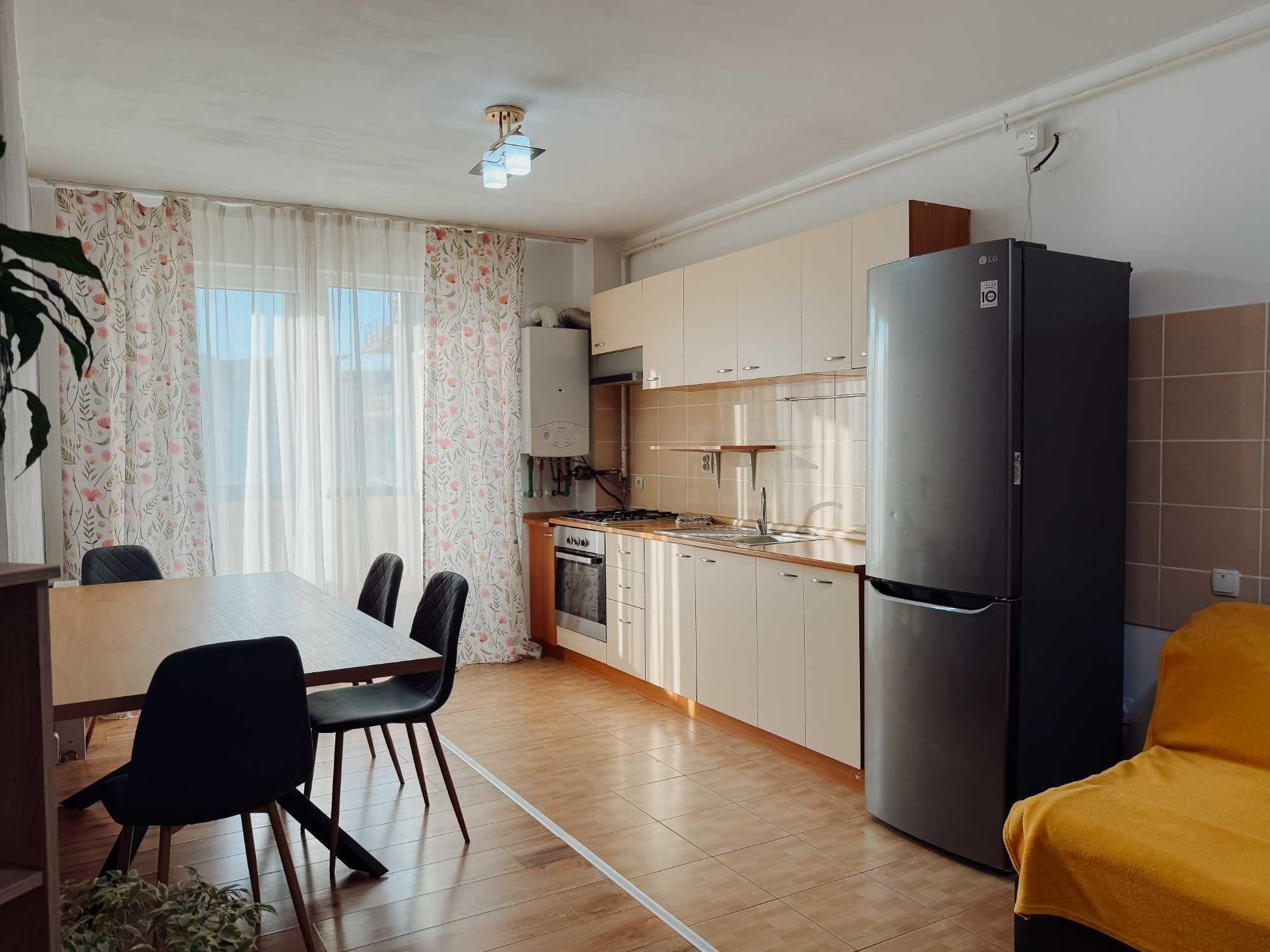 Apartament 58mp str. Florilor Floresti