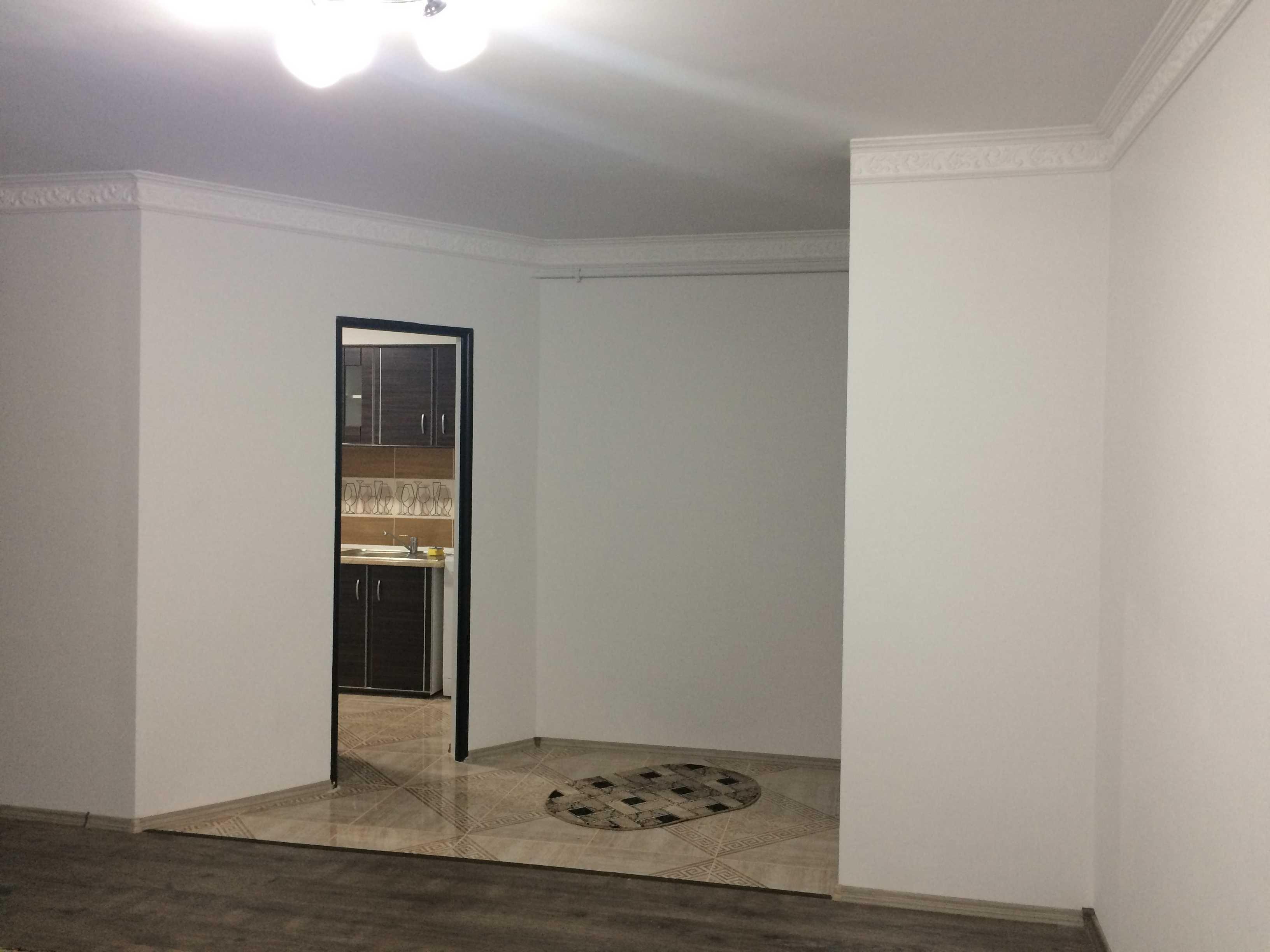 Vand apartament 2 camere Floresti, strada Sesul de Sus