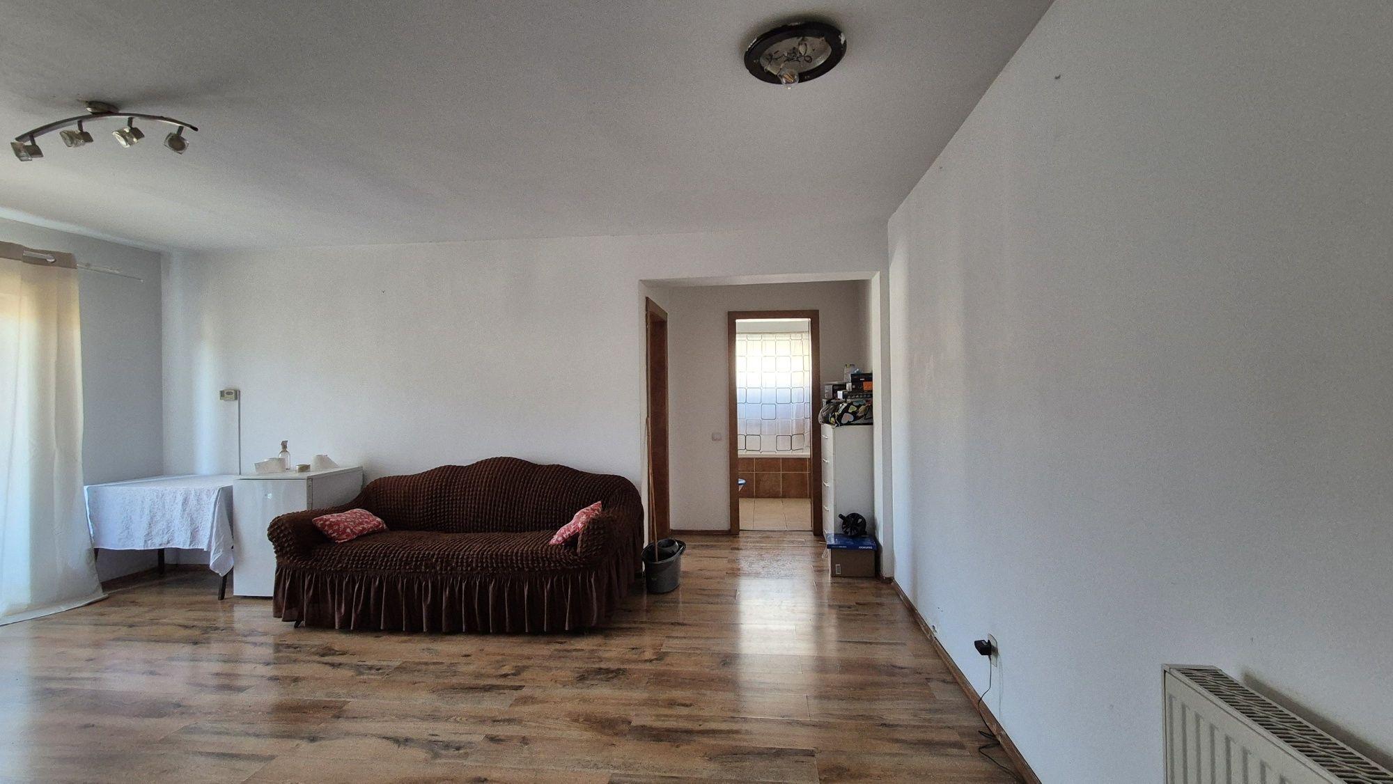 Închiriez apartament cu 2 camere Florești Cluj