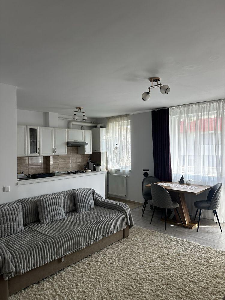 Apartament de inchiriat!