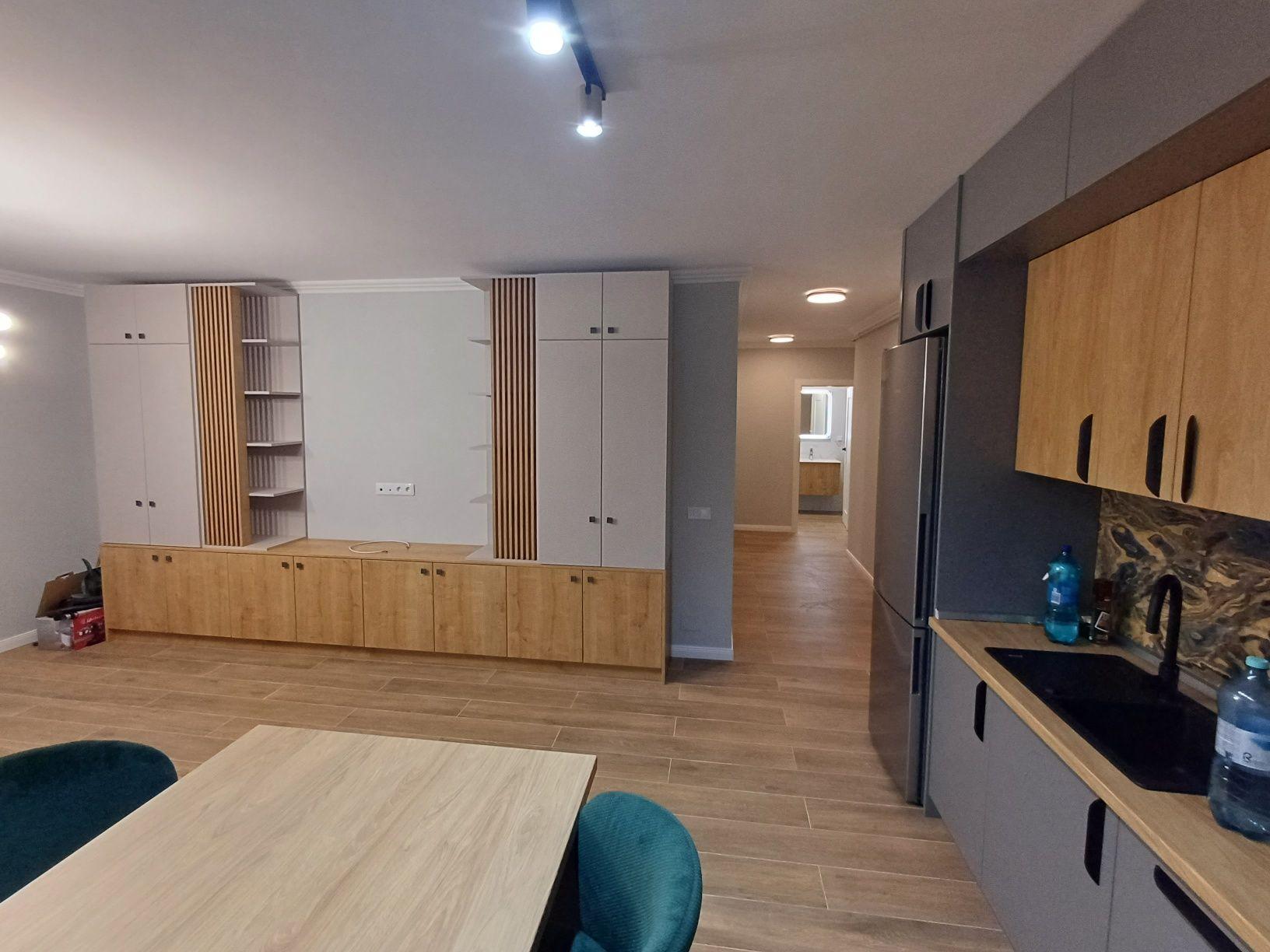 P.F. Închiriez apartament cu 2 camere Zorilor
