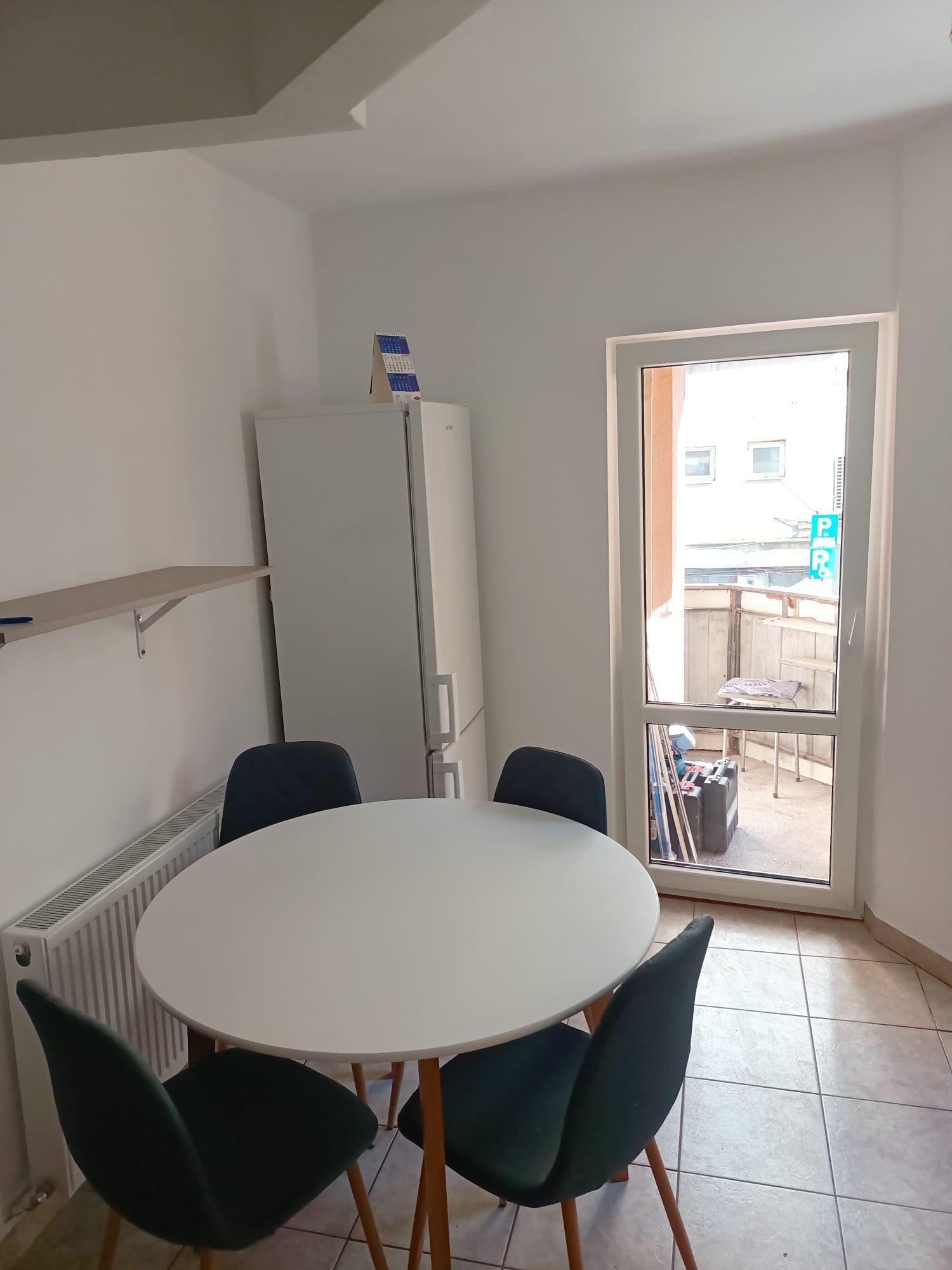 Apartament 2 camere Mărăști str Trotușului et 1 decomandat 2 balcoane