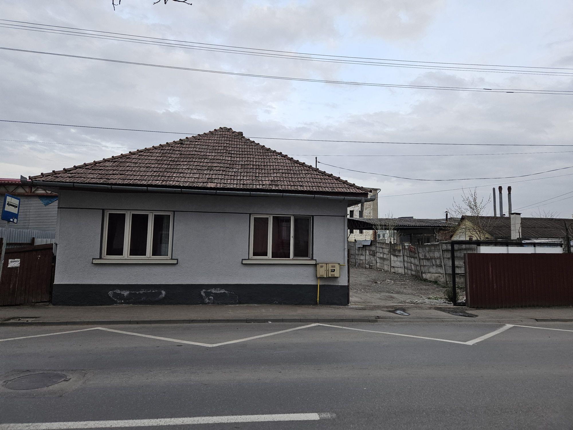 Casă de vânzare – Cartierul Unirii - imagine 1