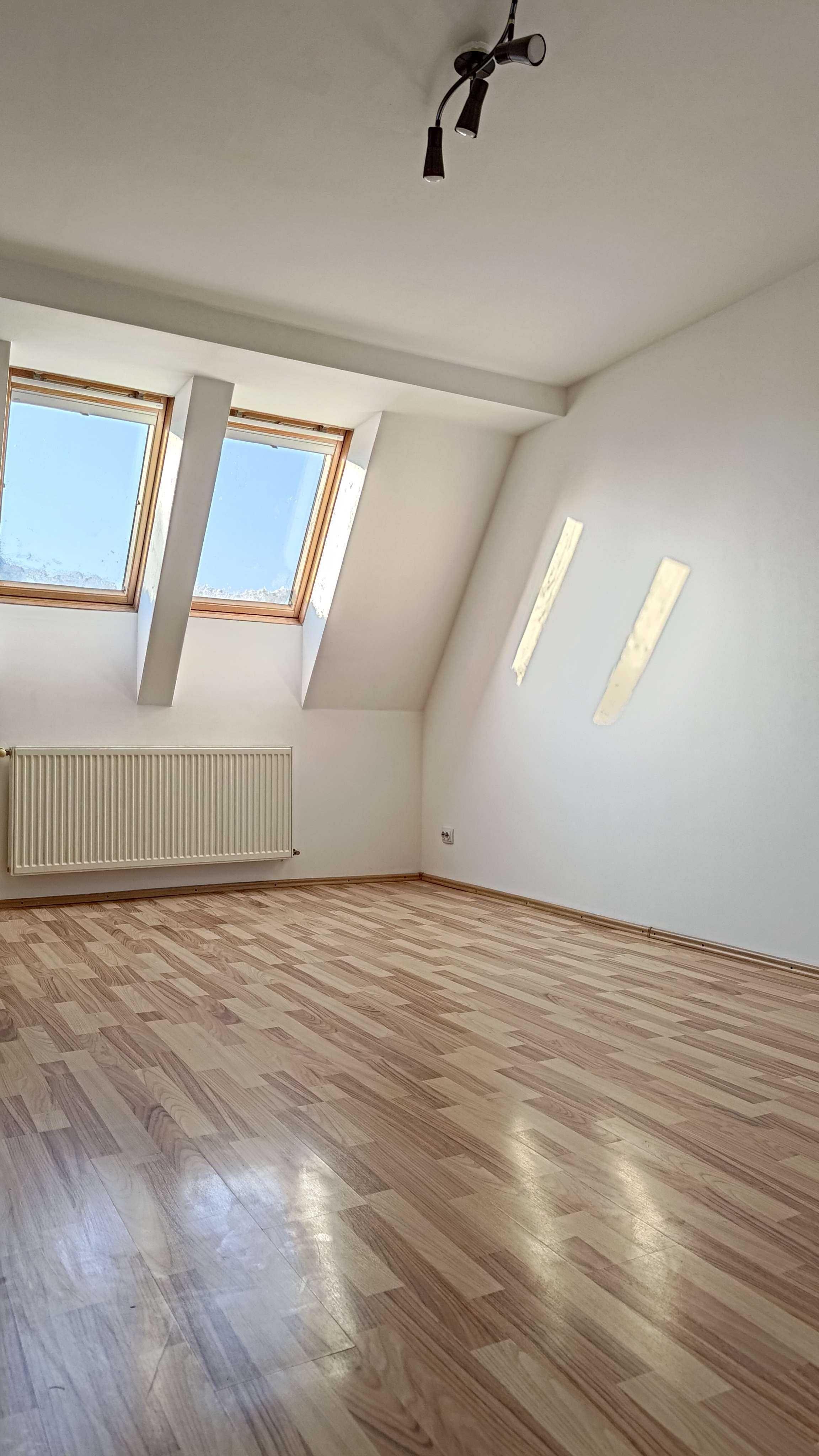 Inchiriez apartament 2 camere - centrul civic Brasov