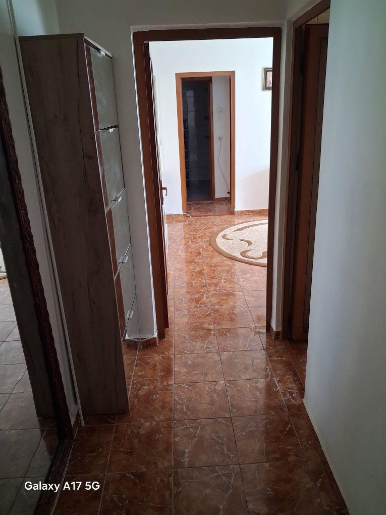 Tomis Nord, 3 camere, de vanzare
