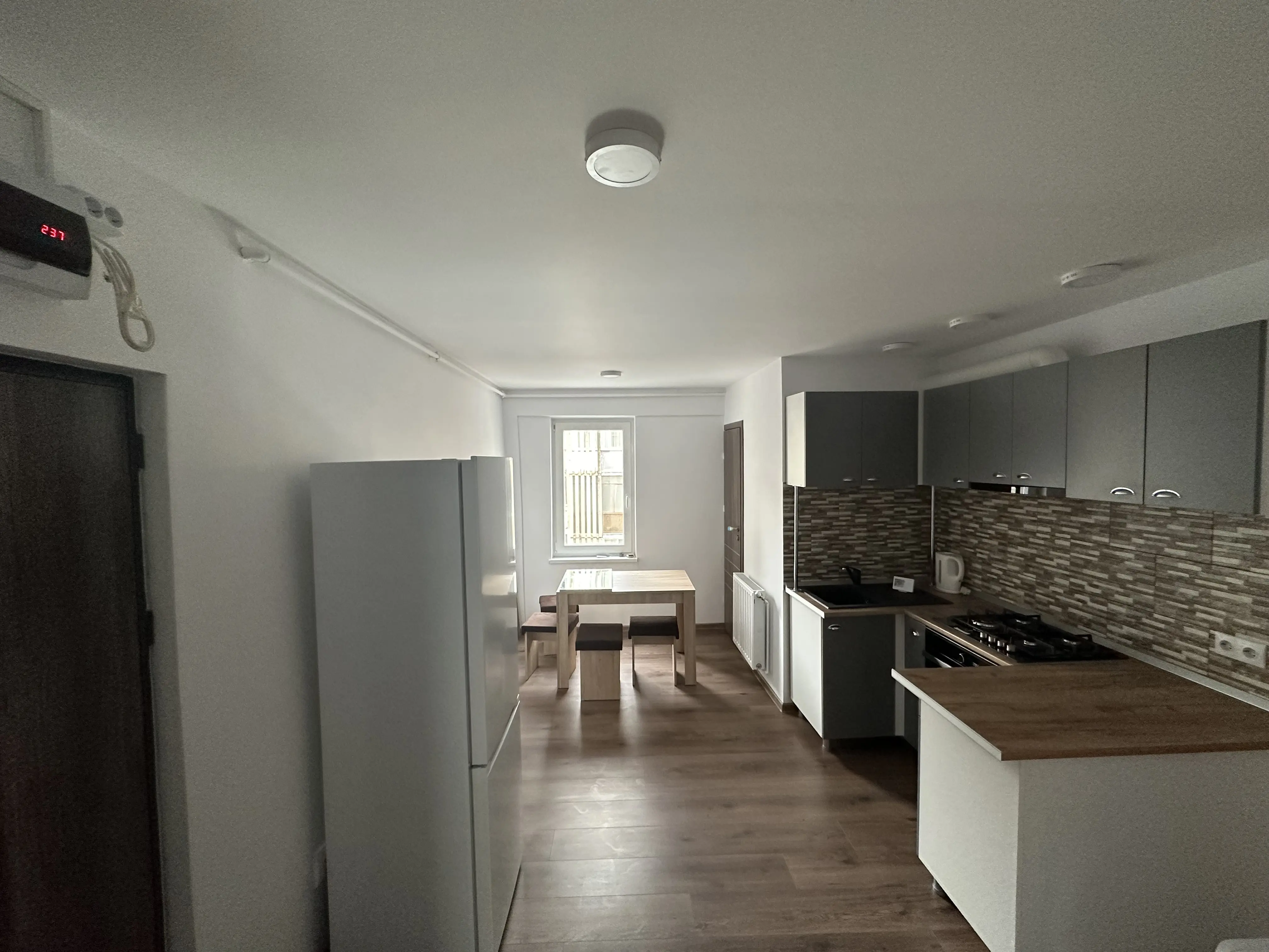 apartament 3 camere