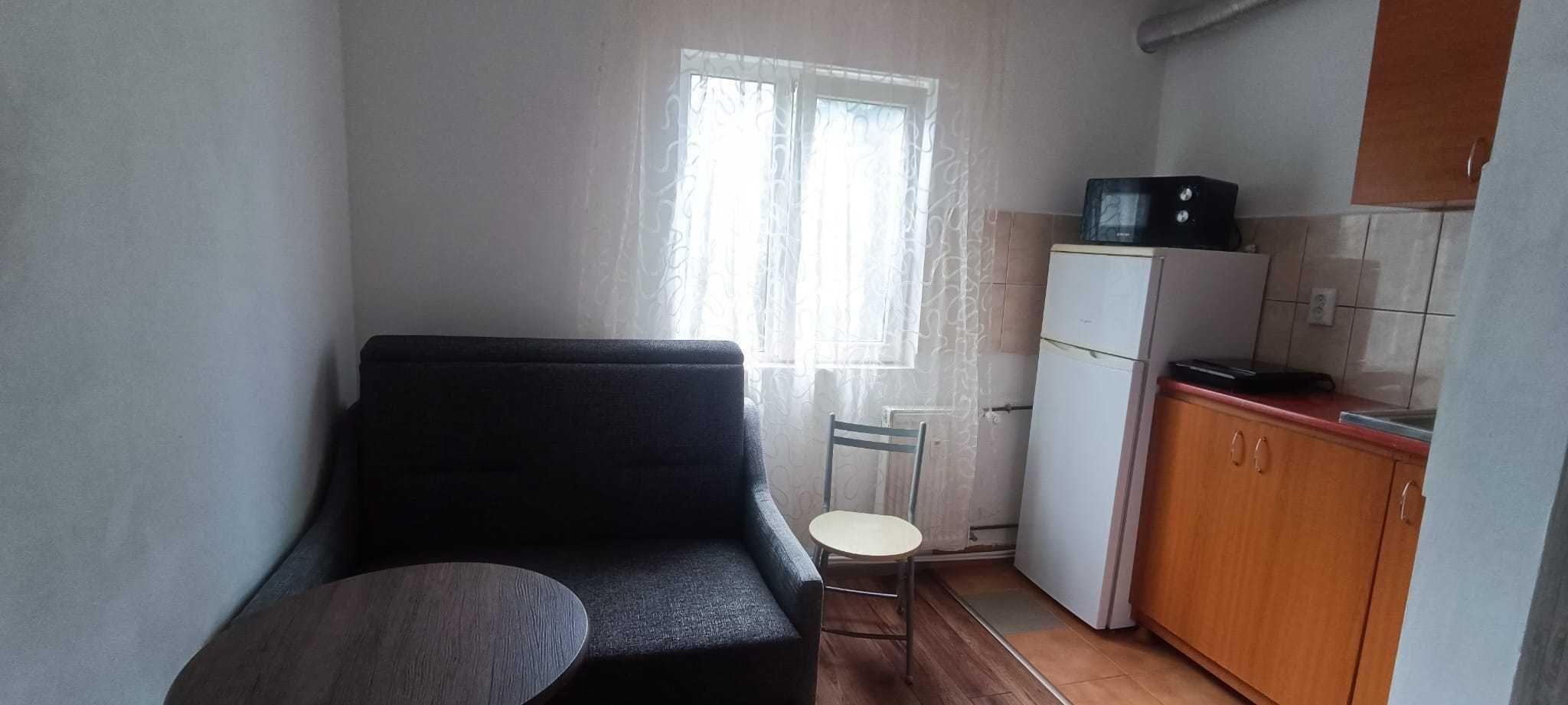 Închiriez uscatorie/ garsoniera - imagine 1