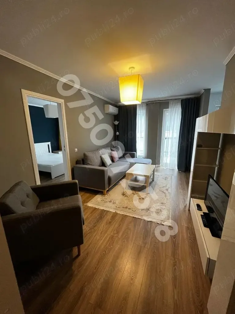 Vând apartament 2 camere, zona Calea Turzii, vis-a-vis de OMV